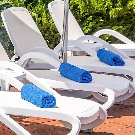 Seafront Cecelia By Ruidoso Luxury Villa